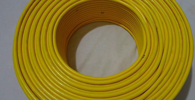 【珠江51漫画】BYJ低烟无卤电线，你要拼一下吗